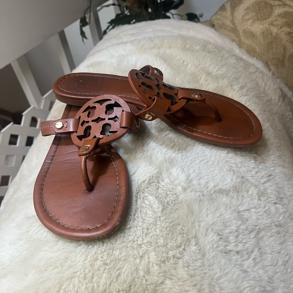 Women's Brown Leather Thong Sandals - Classic Summer Slide - Picture 6 of 9